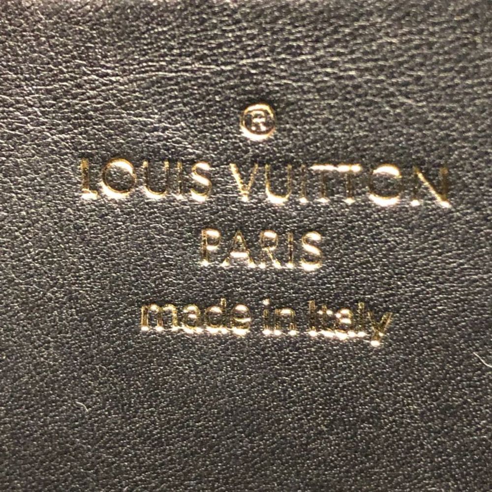Louis Vuitton New Wave Multi Pochette Quilted Leather Black - Picture 8 of 8